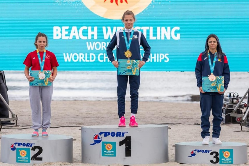 constanta a gazduit campionatul mondial de lupte pe plaja pe podium au urcat si reprezentanti ai litoralului constanta a gazduit campionatul mondial de lupte pe plaja pe podium au urcat si reprezentanti ai litoralului