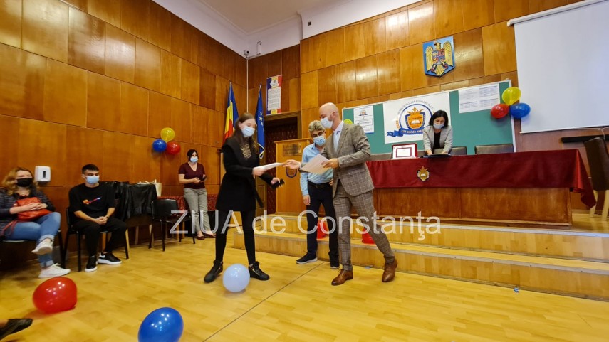 live text a inceput festivitatea de premiere la limba germana a elevilor de la colegiul national mircea live text a inceput festivitatea de premiere la limba germana a elevilor de la colegiul national mircea