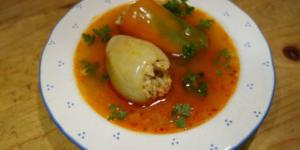 GastroArt Ciorbe de sarmale și de ardei umpluți