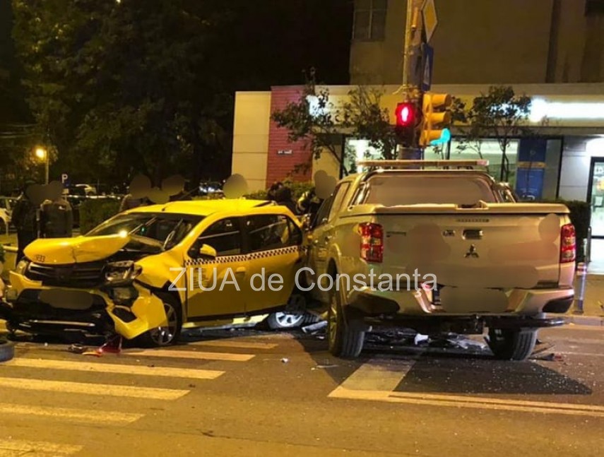 constanta accident rutier la intersectie in tomis 3 trei masini implicate galerie foto video 760475 constanta accident rutier la intersectie in tomis 3 trei masini implicate galerie foto video 760475