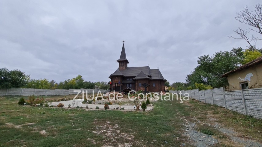 saligny povestea celor doua biserici din faclia cand pasesti in curtea bisericii trebuie sa ai in imaginatie saligny povestea celor doua biserici din faclia cand pasesti in curtea bisericii trebuie sa ai in imaginatie