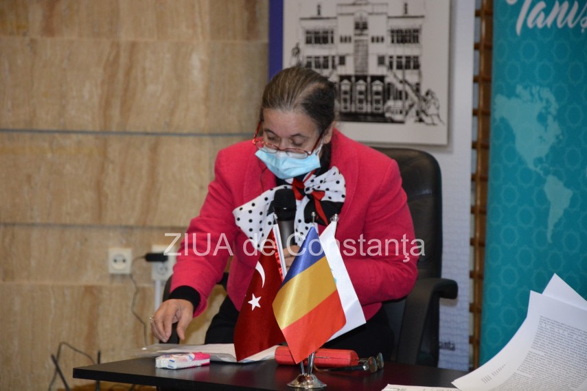 live video text poetul turc yunus emre comemorat la biblioteca judeteana constanta 760715 live video text poetul turc yunus emre comemorat la biblioteca judeteana constanta 760715