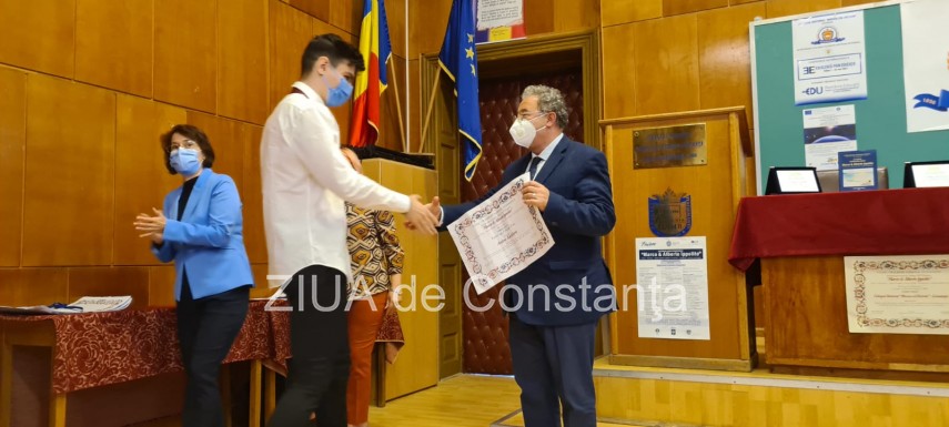 live text elevii mircisti premiati pentru rezultatele obtinute la concursul international de creatie live text elevii mircisti premiati pentru rezultatele obtinute la concursul international de creatie