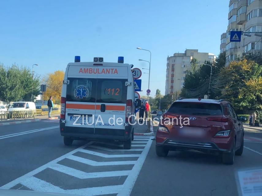 constanta accident rutier pe podul din cartierul km 4 5 un pieton ranit galerie foto 761379 constanta accident rutier pe podul din cartierul km 4 5 un pieton ranit galerie foto 761379