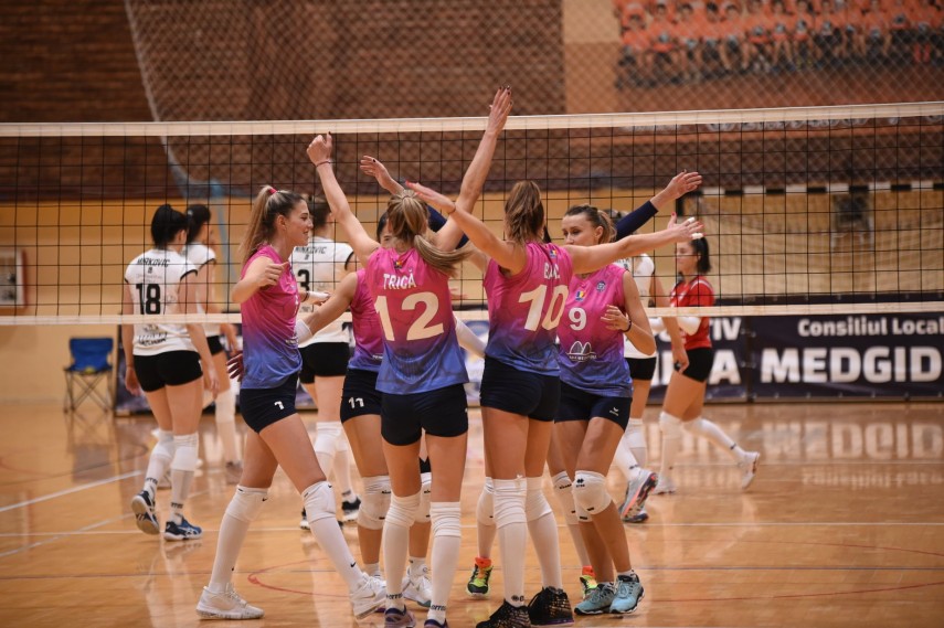 volei cs medgidia invinsa pe teren propriu de vicecampioana romaniei 761680 volei cs medgidia invinsa pe teren propriu de vicecampioana romaniei 761680