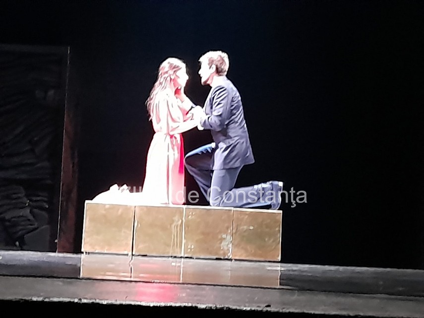 iubire tradare si cainta intr un spectacol incendiar pe scena teatrului de stat din constanta galerie iubire tradare si cainta intr un spectacol incendiar pe scena teatrului de stat din constanta galerie