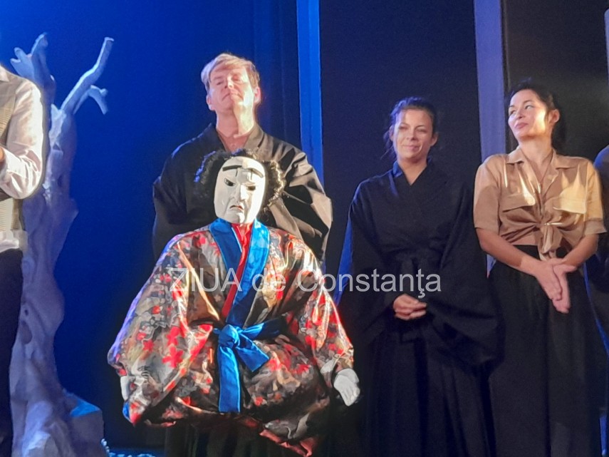 iubire tradare si cainta intr un spectacol incendiar pe scena teatrului de stat din constanta galerie iubire tradare si cainta intr un spectacol incendiar pe scena teatrului de stat din constanta galerie