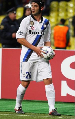 Știați că….? Fostul căpitan al echipei naționale, Cristian Chivu se află la ceas aniversar. La ce echipă și-a început cariera profesionistă de fotbalist 