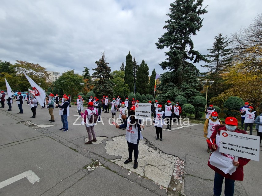 sanitas constanta membri de sindicat din dgaspc isi cer drepturile galerie foto si video 761882 sanitas constanta membri de sindicat din dgaspc isi cer drepturile galerie foto si video 761882