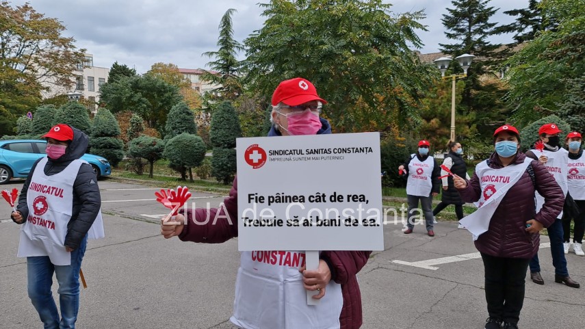 sanitas constanta membri de sindicat din dgaspc isi cer drepturile galerie foto si video 761882 sanitas constanta membri de sindicat din dgaspc isi cer drepturile galerie foto si video 761882