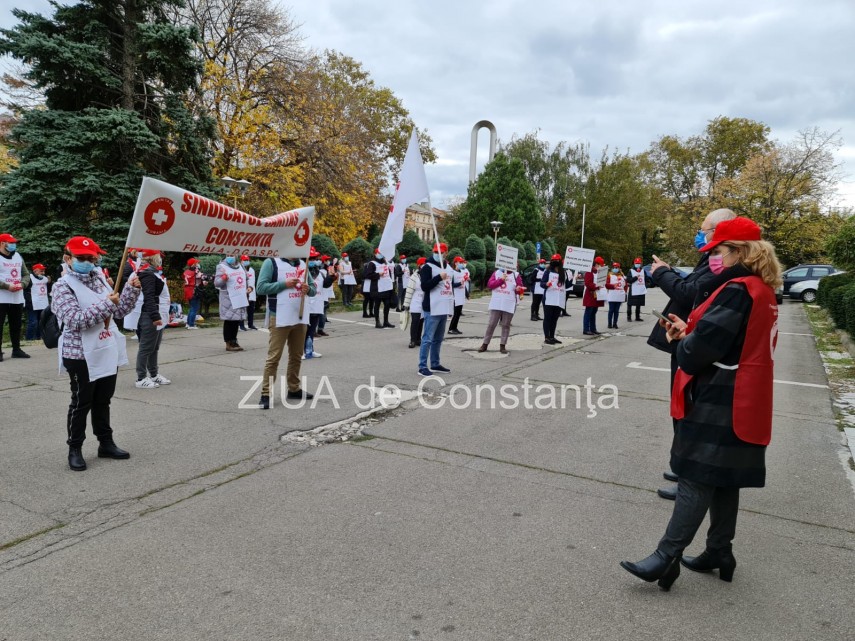 sanitas constanta membri de sindicat din dgaspc isi cer drepturile galerie foto si video 761882 sanitas constanta membri de sindicat din dgaspc isi cer drepturile galerie foto si video 761882