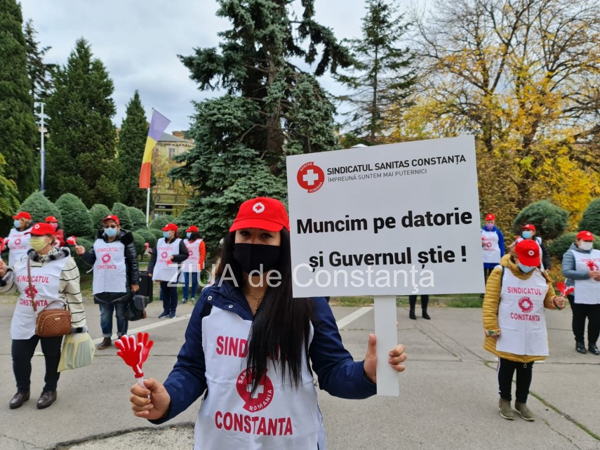sanitas constanta membri de sindicat din dgaspc isi cer drepturile galerie foto si video 761882 sanitas constanta membri de sindicat din dgaspc isi cer drepturile galerie foto si video 761882