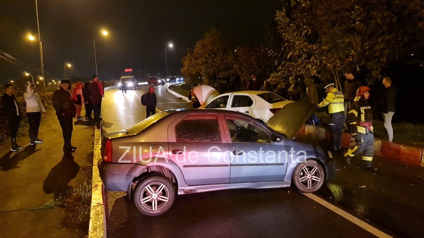 update constanta masini distruse in urma unui impact frontal provocat de un sofer baut pe podul din km update constanta masini distruse in urma unui impact frontal provocat de un sofer baut pe podul din km