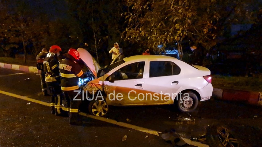 update constanta masini distruse in urma unui impact frontal provocat de un sofer baut pe podul din km update constanta masini distruse in urma unui impact frontal provocat de un sofer baut pe podul din km
