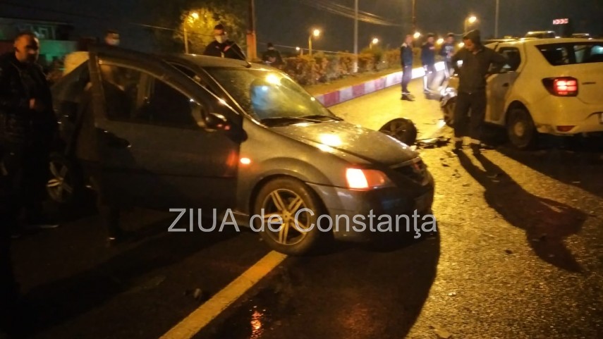 update constanta masini distruse in urma unui impact frontal provocat de un sofer baut pe podul din km update constanta masini distruse in urma unui impact frontal provocat de un sofer baut pe podul din km