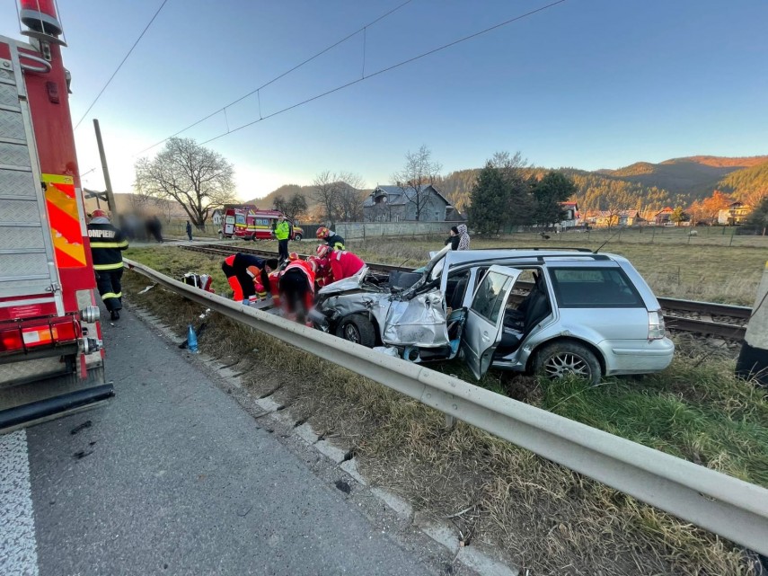 update doua femei ranite grav intr un accident feroviar una dintre victime proiectata prin parbriz galerie update doua femei ranite grav intr un accident feroviar una dintre victime proiectata prin parbriz galerie
