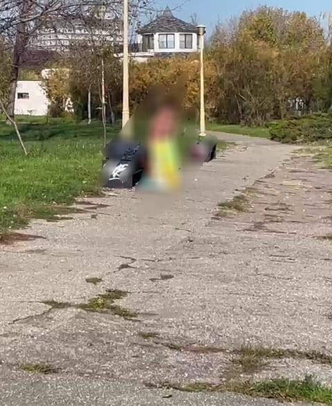 constanta o femeie a fost surprinsa spalandu se in lacul tabacarie video 764597 constanta o femeie a fost surprinsa spalandu se in lacul tabacarie video 764597