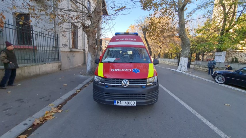 constanta carambol rutier la intersectia strazilor stefan mihaileanu si calarasi o persoana ranita galerie constanta carambol rutier la intersectia strazilor stefan mihaileanu si calarasi o persoana ranita galerie