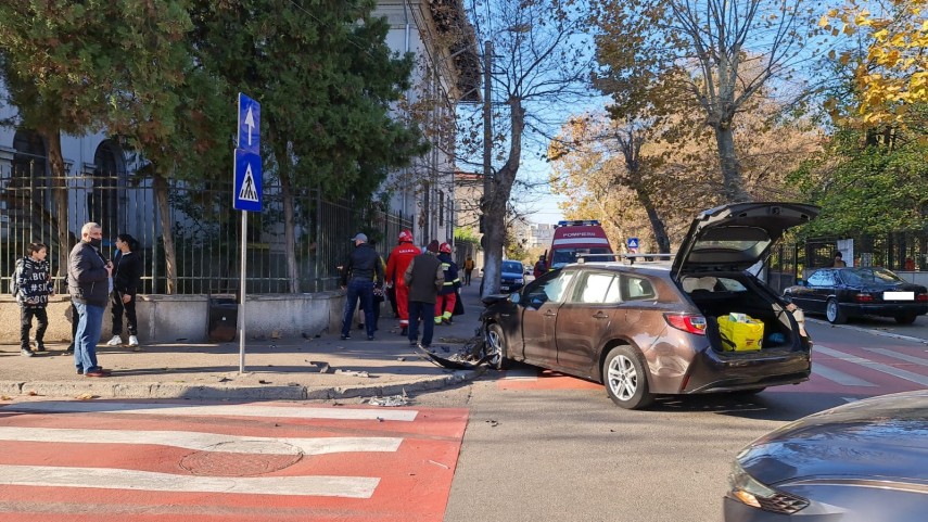 constanta carambol rutier la intersectia strazilor stefan mihaileanu si calarasi o persoana ranita galerie constanta carambol rutier la intersectia strazilor stefan mihaileanu si calarasi o persoana ranita galerie
