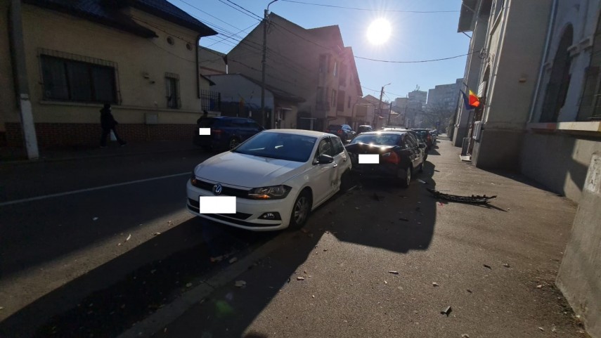 constanta carambol rutier la intersectia strazilor stefan mihaileanu si calarasi o persoana ranita galerie constanta carambol rutier la intersectia strazilor stefan mihaileanu si calarasi o persoana ranita galerie
