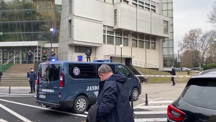 update 4 alerta la judecatoria medgidia si curtea de apel constanta cladirile evacuate in urma unui apel update 4 alerta la judecatoria medgidia si curtea de apel constanta cladirile evacuate in urma unui apel