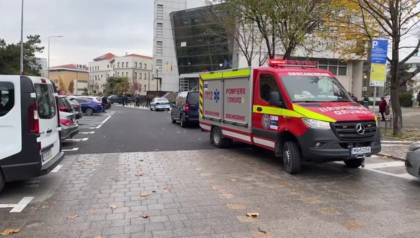 update 4 alerta la judecatoria medgidia si curtea de apel constanta cladirile evacuate in urma unui apel update 4 alerta la judecatoria medgidia si curtea de apel constanta cladirile evacuate in urma unui apel
