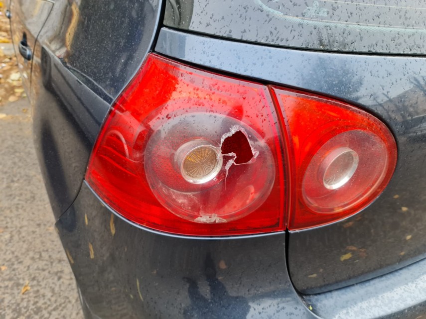 focuri de arma in constanta mai multe autoturisme parcate in zonele cet si anda vandalizate galerie foto focuri de arma in constanta mai multe autoturisme parcate in zonele cet si anda vandalizate galerie foto