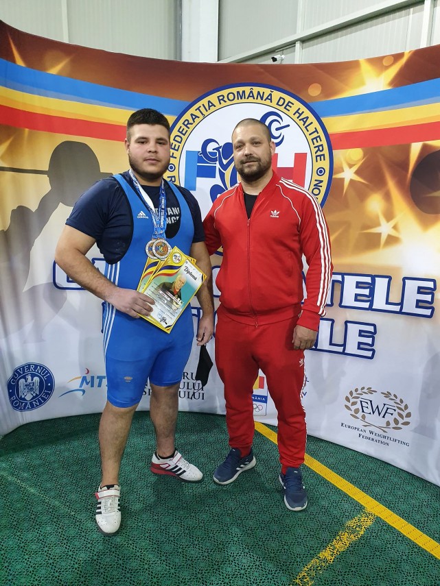 cs farul constanta halterofilul darius tataru campion national in 2021 si la tineret medalii multe la cs farul constanta halterofilul darius tataru campion national in 2021 si la tineret medalii multe la