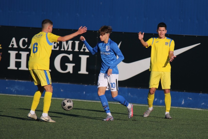 echipele u 19 si u 17 ale farului constanta calificate in optimile cupei romaniei una dintre adversare echipele u 19 si u 17 ale farului constanta calificate in optimile cupei romaniei una dintre adversare