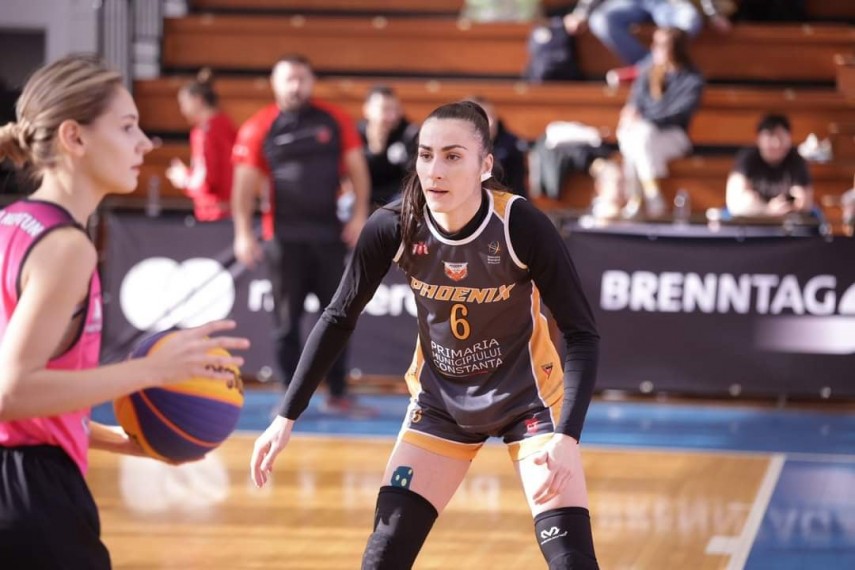 clasata pe locul trei la cupa romaniei phoenix csu simona halep va ajuta o familie cu nevoi speciale clasata pe locul trei la cupa romaniei phoenix csu simona halep va ajuta o familie cu nevoi speciale