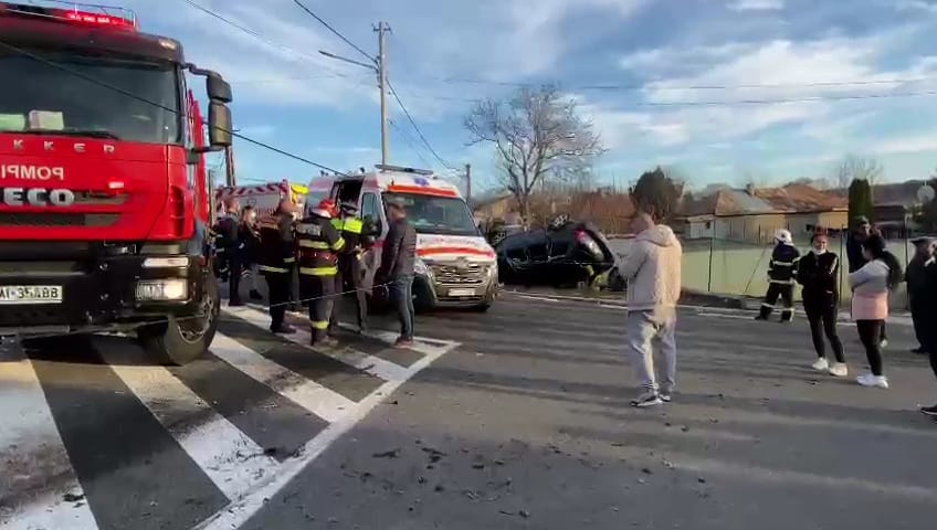 update judetul constanta o persoana a fost ranita dupa ce un autoturism s a rasturnat la iesire din murfatlar update judetul constanta o persoana a fost ranita dupa ce un autoturism s a rasturnat la iesire din murfatlar