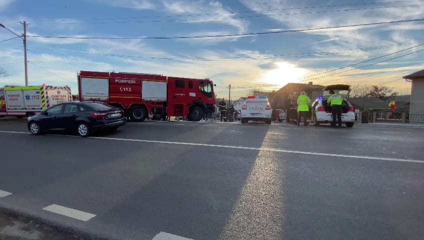 update judetul constanta o persoana a fost ranita dupa ce un autoturism s a rasturnat la iesire din murfatlar update judetul constanta o persoana a fost ranita dupa ce un autoturism s a rasturnat la iesire din murfatlar