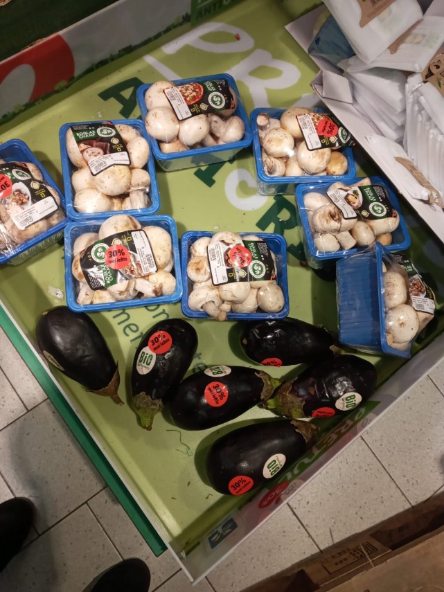 protectia consumatorilor sanctioneaza magazinele lidl din toata tara produse expirate resturi alimentare protectia consumatorilor sanctioneaza magazinele lidl din toata tara produse expirate resturi alimentare
