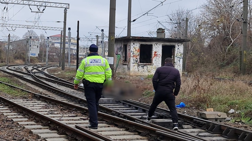 constanta un barbat a murit dupa ce a fost lovit de tren galerie foto si video 766086 constanta un barbat a murit dupa ce a fost lovit de tren galerie foto si video 766086