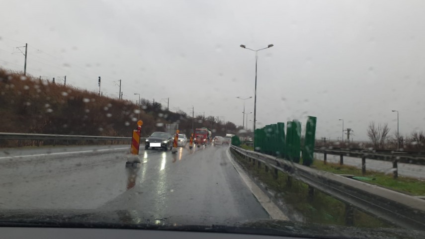 atentie soferi valori de trafic ridicate pe podul de la cernavoda pe sensul de mers spre bucuresti galerie atentie soferi valori de trafic ridicate pe podul de la cernavoda pe sensul de mers spre bucuresti galerie