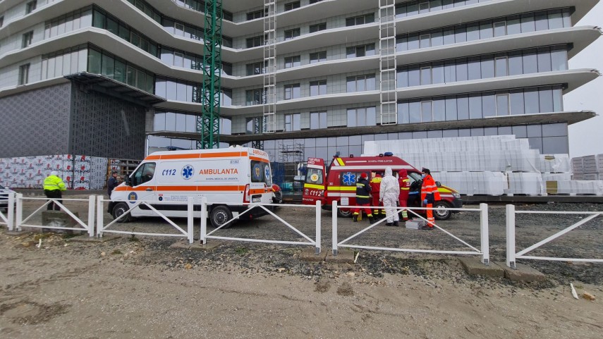 update persoana cazuta de la etajul zece in mamaia nord galerie foto video 767245 update persoana cazuta de la etajul zece in mamaia nord galerie foto video 767245