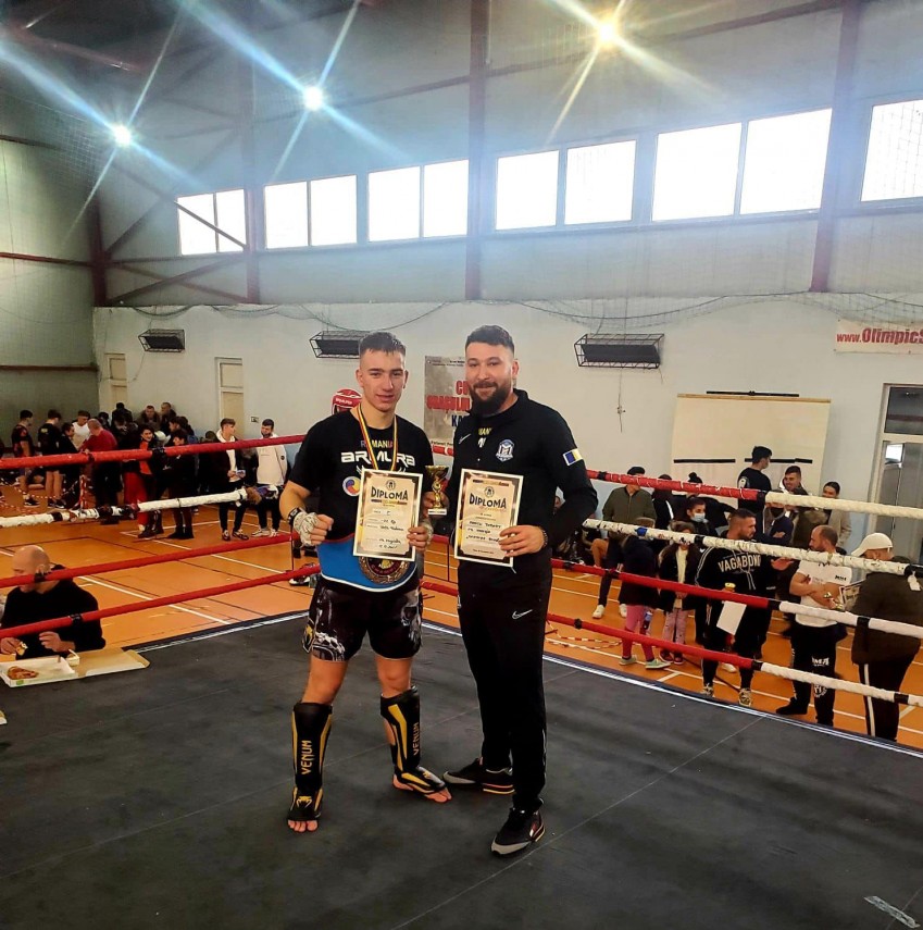 cs medgidia luptatorul fabian popa a castigat centura romaniei la kickboxing este unul dintre eroii nostri cs medgidia luptatorul fabian popa a castigat centura romaniei la kickboxing este unul dintre eroii nostri