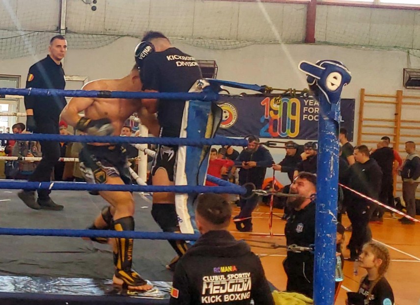cs medgidia luptatorul fabian popa a castigat centura romaniei la kickboxing este unul dintre eroii nostri cs medgidia luptatorul fabian popa a castigat centura romaniei la kickboxing este unul dintre eroii nostri