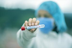 În unele judeţe, numărul total de cazuri Covid raportate va creşte în următoarele zile. Anunțul Ministerului Sănătății