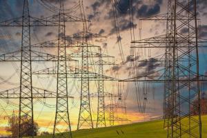 Preţul energiei electrice a ajuns la un nou record pe bursa de la Bucureşti