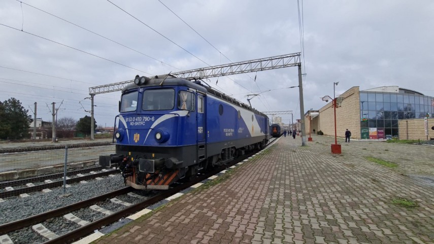 angajatii cfr constanta s au alaturat protestelor initiate de reparatorii de locomotive de calatori galerie angajatii cfr constanta s au alaturat protestelor initiate de reparatorii de locomotive de calatori galerie