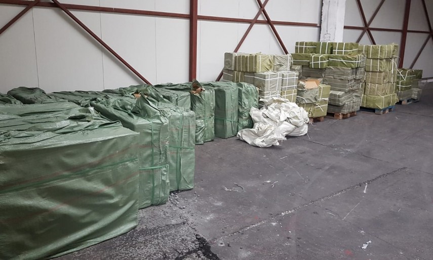 garda de coasta politistii au depistat patru containere sosite din china incarcate cu marfa contrafacuta garda de coasta politistii au depistat patru containere sosite din china incarcate cu marfa contrafacuta