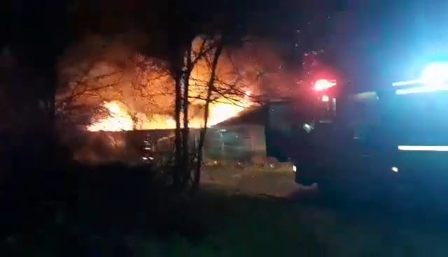 live video incendiu la un depozit de mobila din eforie sud galerie foto video 768633 live video incendiu la un depozit de mobila din eforie sud galerie foto video 768633