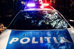 Un bărbat din Bihor a fost ucis cu lovituri de cuţit de un coleg, după o ceartă pentru o datorie de 60 de lei