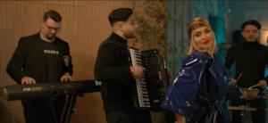 Melodia Zilei Oana Radu- „Când am o zi grea“ (Piesa Revelionului 2022) (VIDEO)  